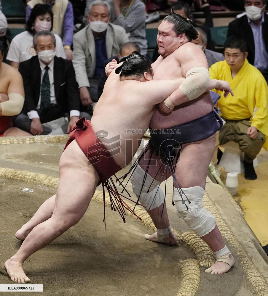 Summer Grand Sumo Tournament