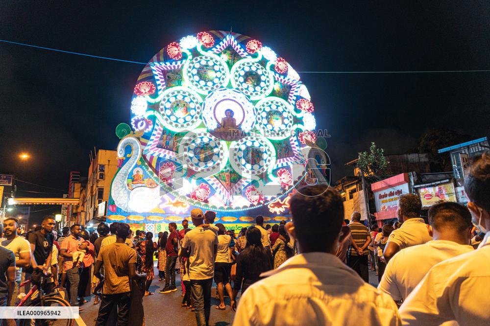 SRI LANKA-COLOMBO-VESAK FESTIVAL-DECORATION