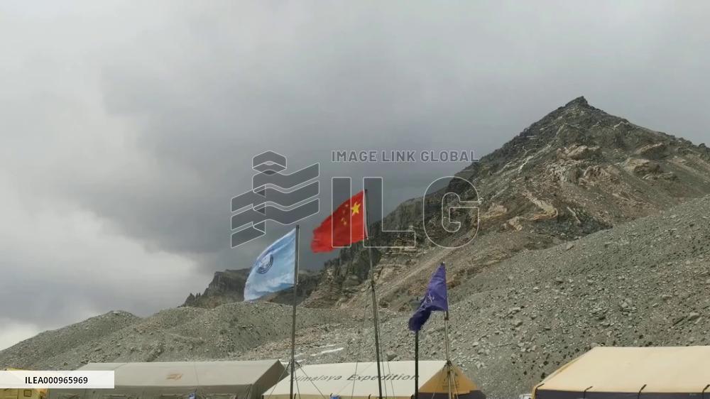 Vlog: Chinese researchers gear up for tasks on Mt. Qomolangma