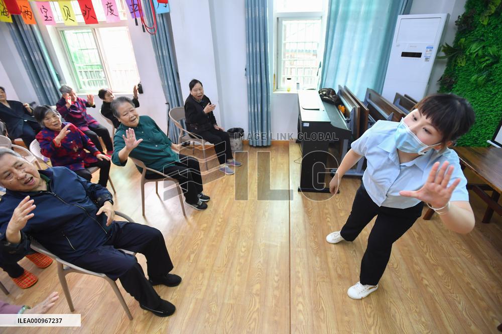 CHINA-HUNAN-XIANGTAN-NURSING WORKER (CN)