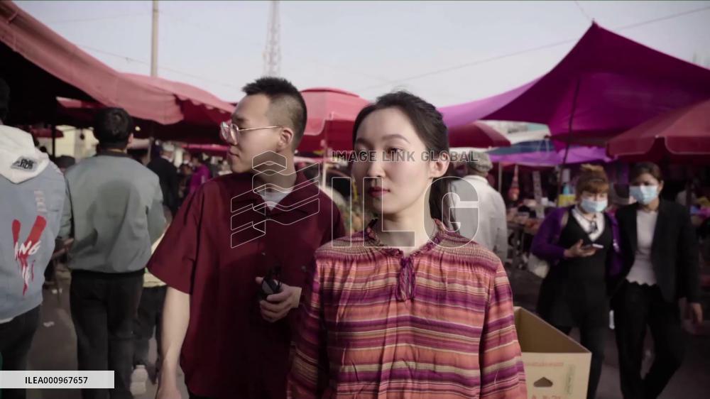 GLOBALink | Visit to a bazaar in China's Xinjiang