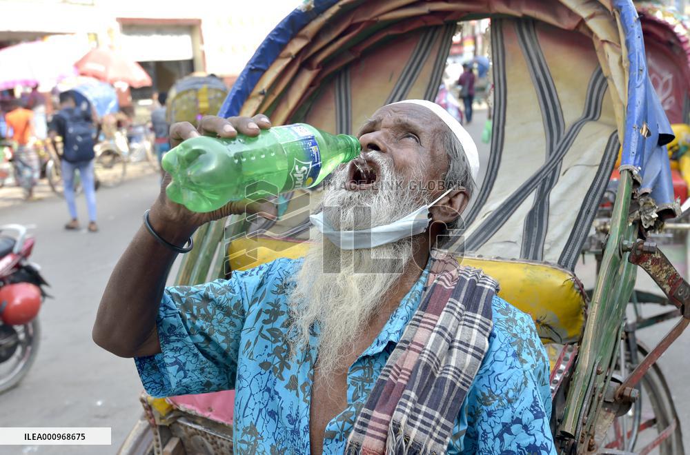 BANGLADESH-DHAKA-HEATWAVE
