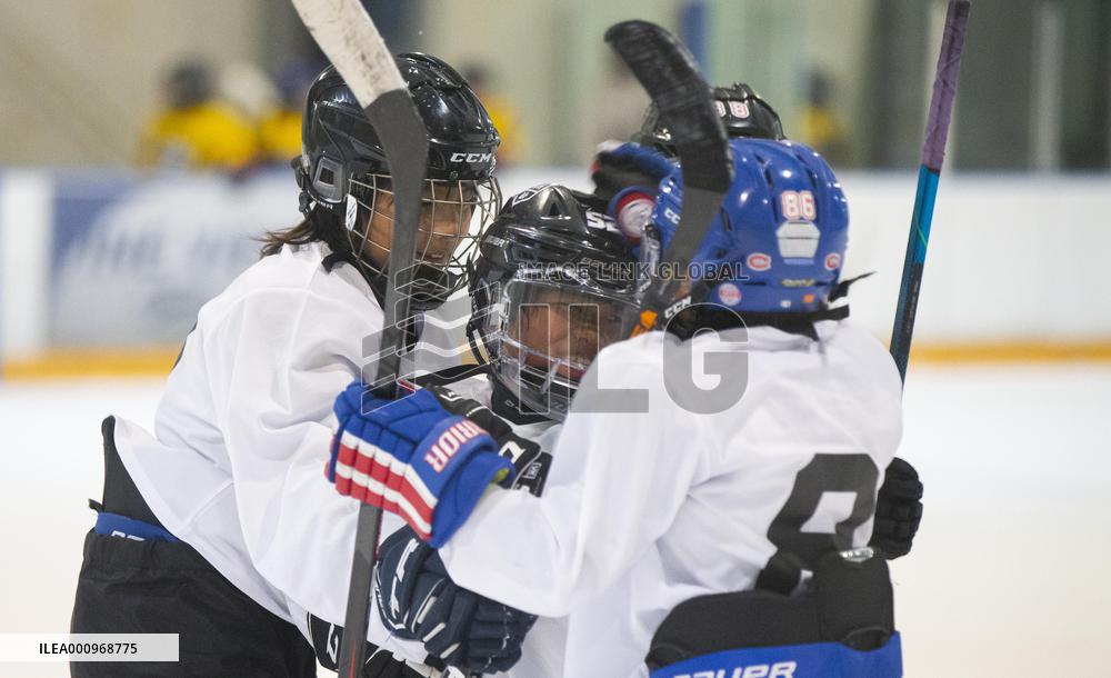 (SP)CANADA-VAUGHAN-ICE HOCKEY-TOURNAMENT