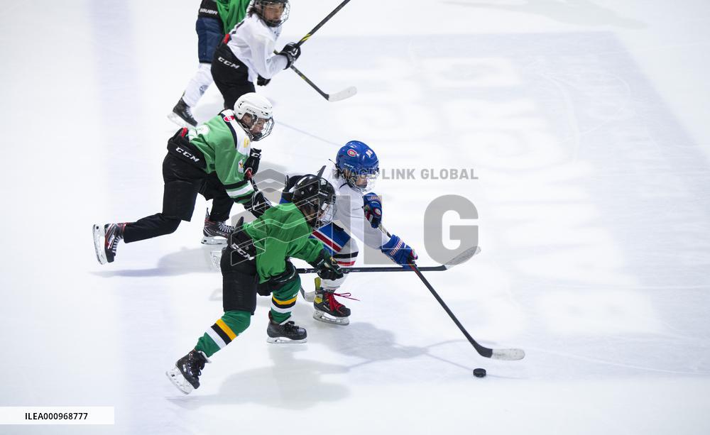 (SP)CANADA-VAUGHAN-ICE HOCKEY-TOURNAMENT