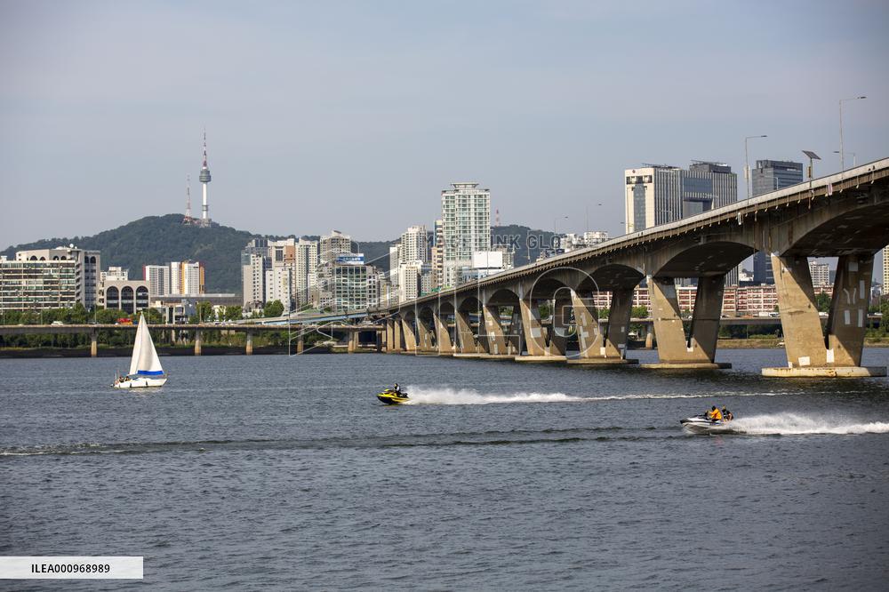 SOUTH KOREA-SEOUL-HEAT WAVE