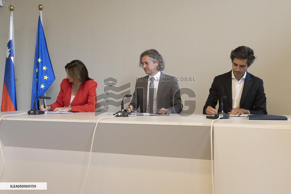 SLOVENIA-LJUBLJANA-THREE PARTIES-COALITION AGREEMENT