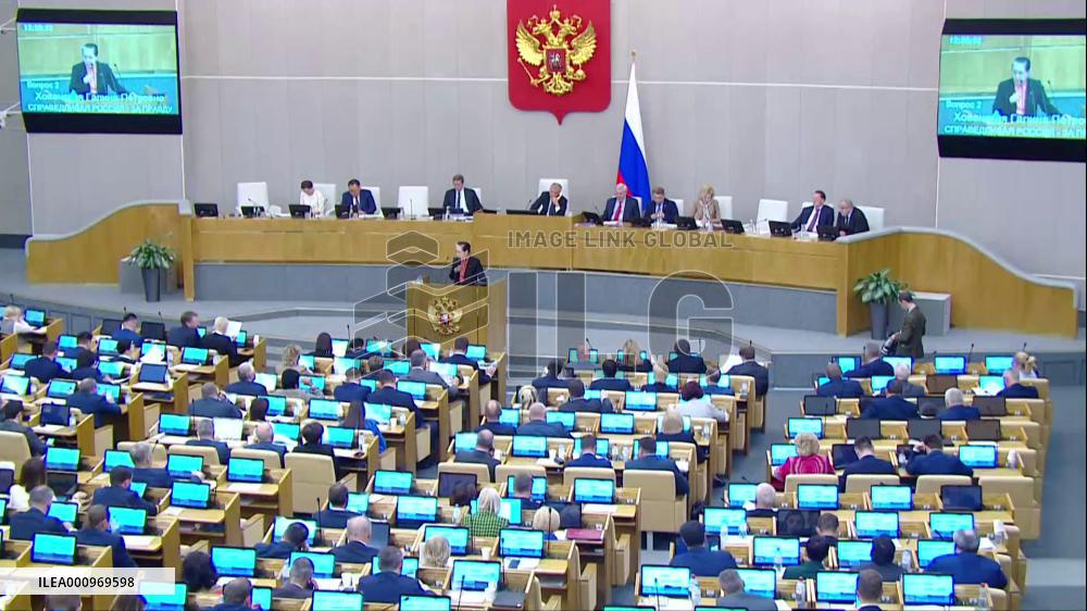 Russia cancels upper age limit for military personnel