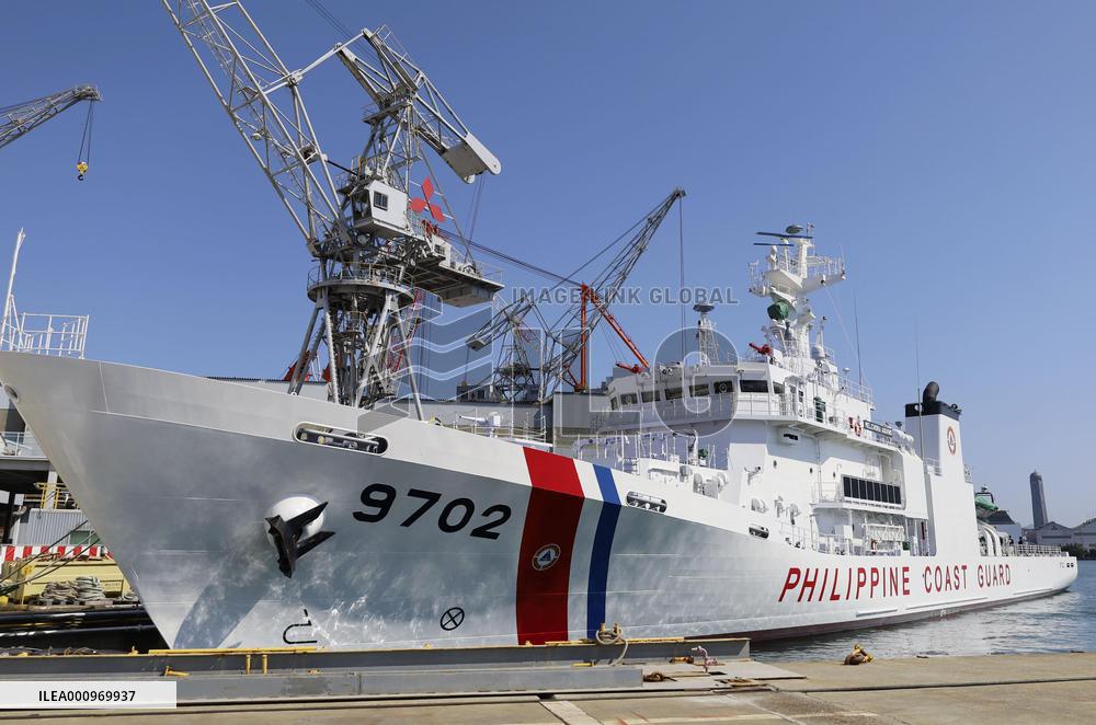 Coast guard ship leaves Japan for Philippines