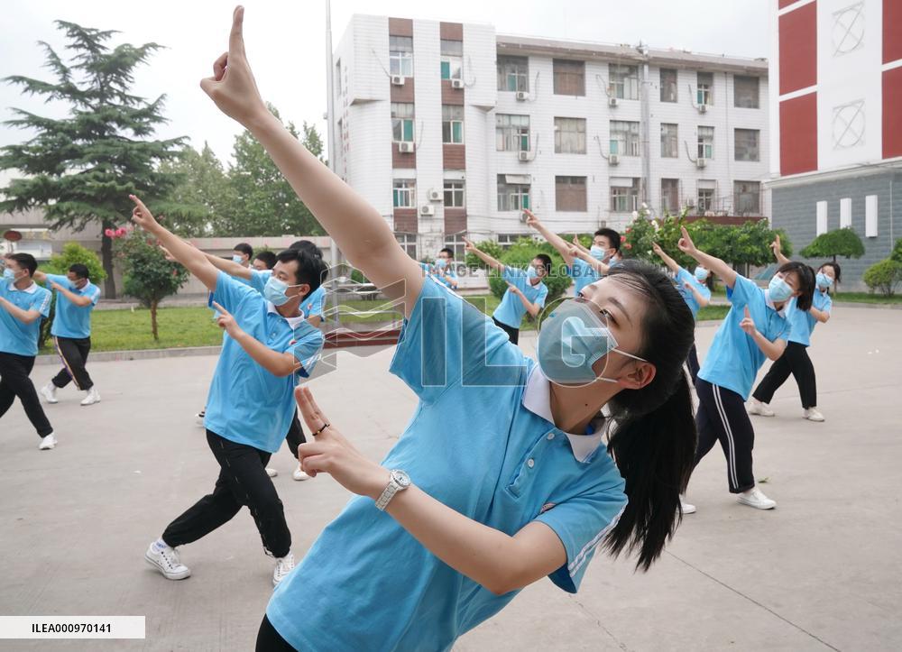 CHINA-HEBEI-STUDENTS-NATIONAL COLLEGE ENTRANCE EXAM-PREPARATION (CN)