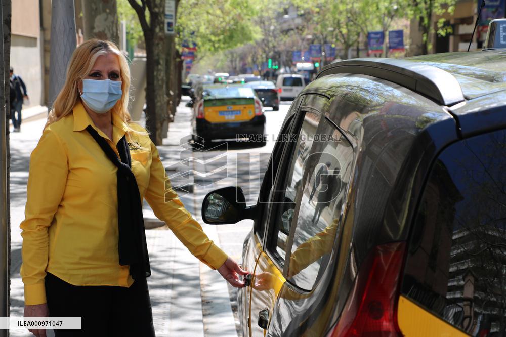 SPAIN-BARCELONA-TAXI-DRIVER-FUEL COST
