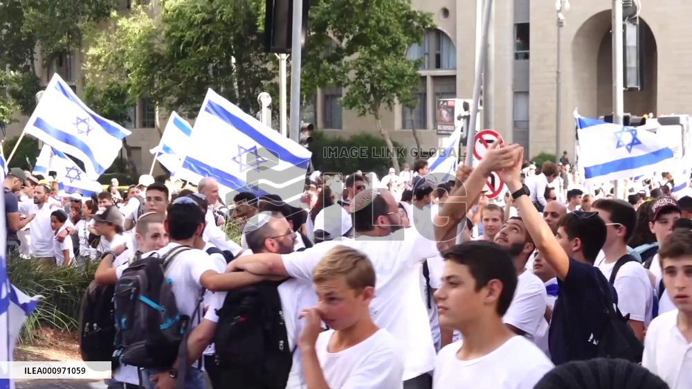 Clashes break out between Israelis and Palestinians over Israeli nationalists' march