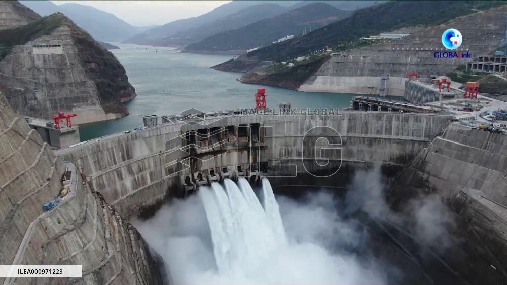 GLOBALink | New power unit starts operation at China's major hydropower station