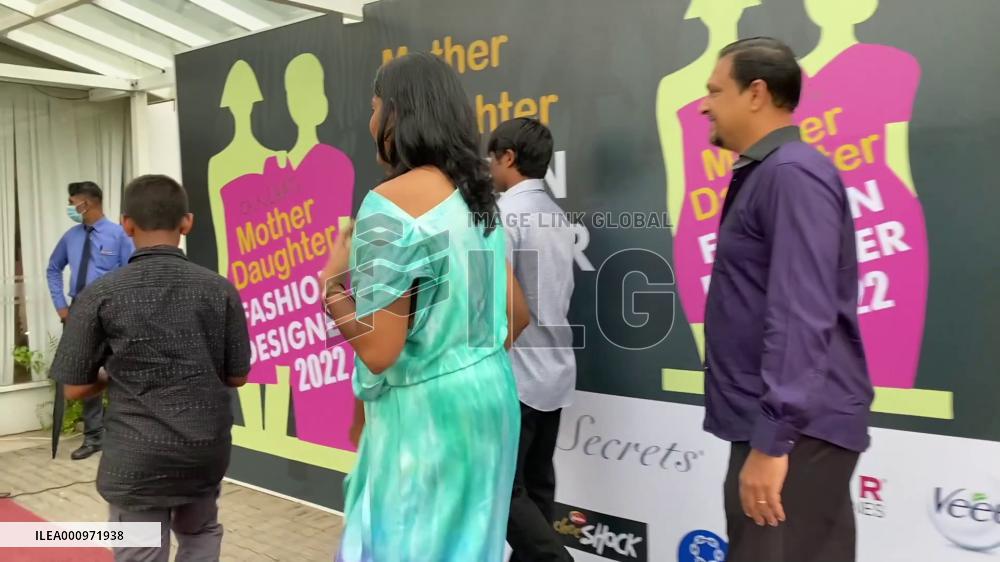 Mother-daughter fashion show held in Sri Lanka