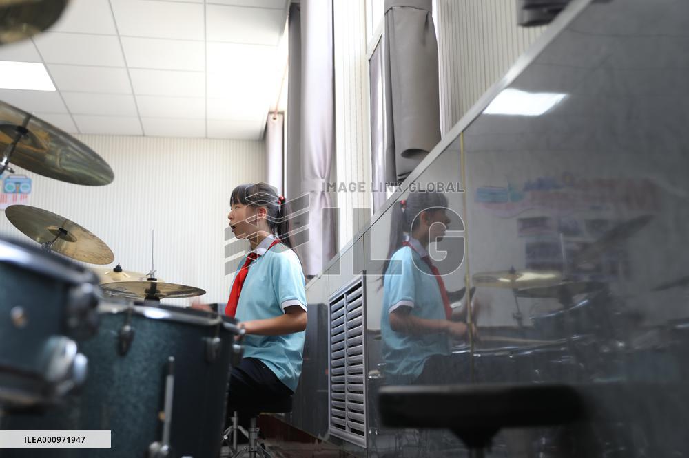 CHINA-HEBEI-XINJI-SPECIAL-EDUCATION SCHOOL JAZZ DRUMMING BAND (CN)