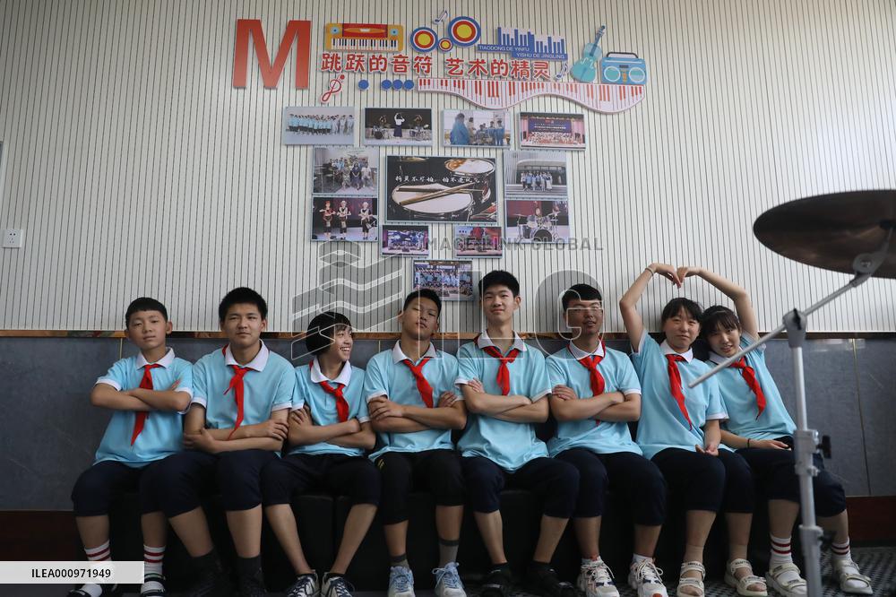 CHINA-HEBEI-XINJI-SPECIAL-EDUCATION SCHOOL JAZZ DRUMMING BAND (CN)