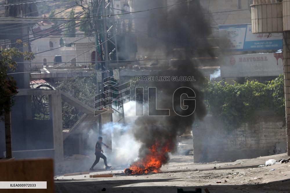 MIDEAST-HEBRON-WOMAN KILLED