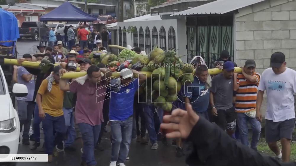 Centuries-old ceremony held in El Salvador to celebrate bumper harvest