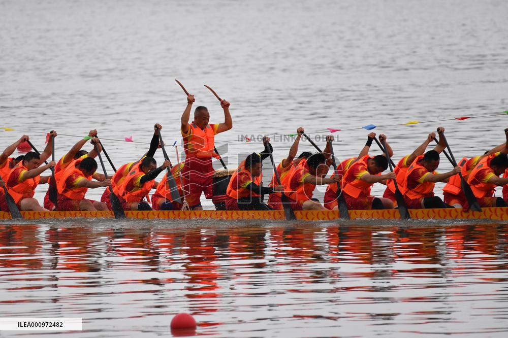 CHINA-HUNAN-DRAGON BOAT FESTIVAL-BOAT RACE (CN)