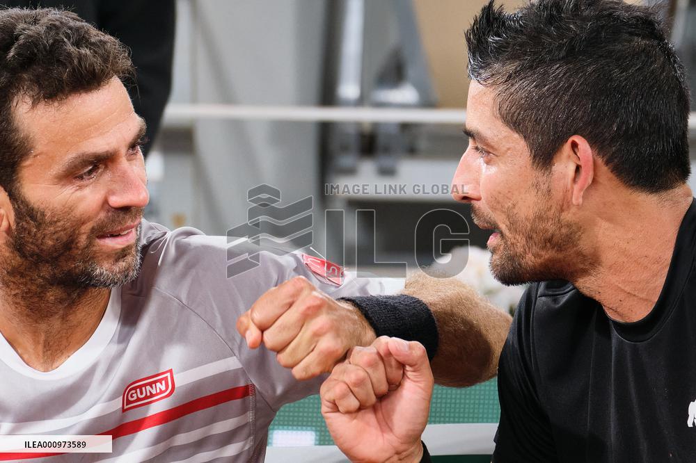 (SP)FRANCE-PARIS-TENNIS-ROLAND GARROS-FRENCH OPEN-MEN'S DOUBLES-FINAL