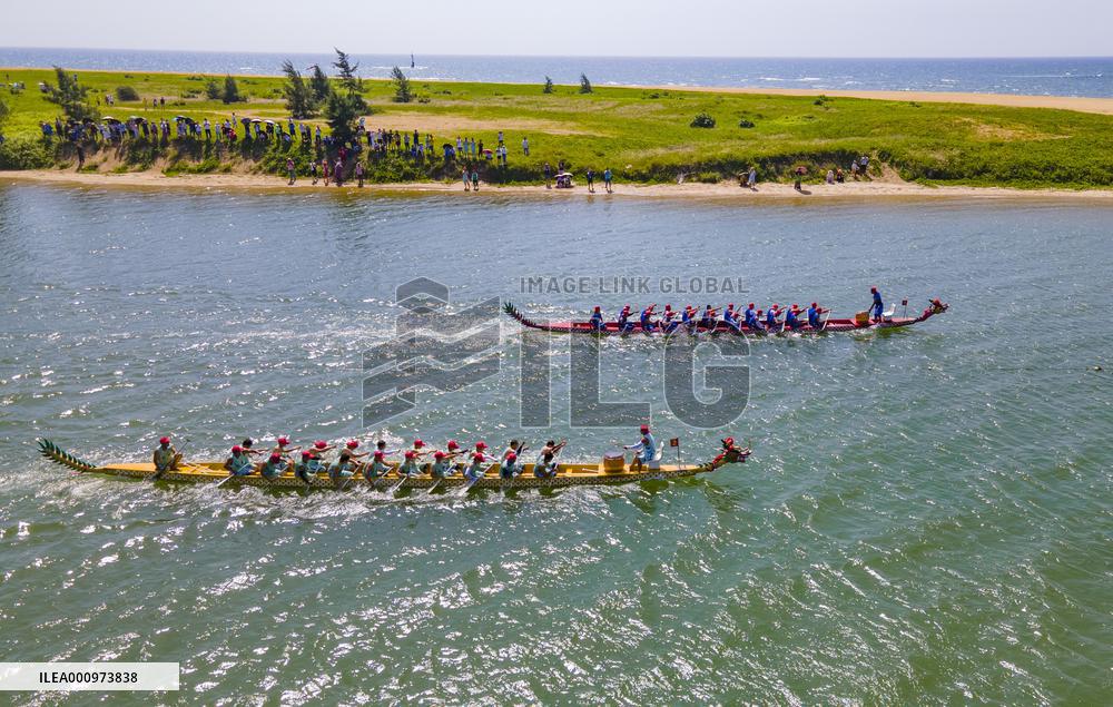 #CHINA-DRAGON BOAT FESTIVAL HOLIDAY-DRAGON BOAT RACE (CN)
