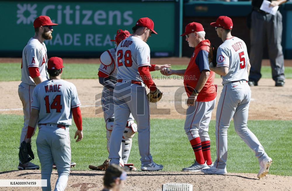 Baseball: Angels vs. Phillies