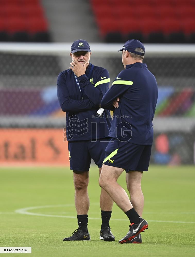 (SP)QATAR-DOHA-FOOTBALL-FIFA WORLD CUP QATAR-ASIAN QUALIFYING PLAYOFF-AUSTRALIA-TRAINING