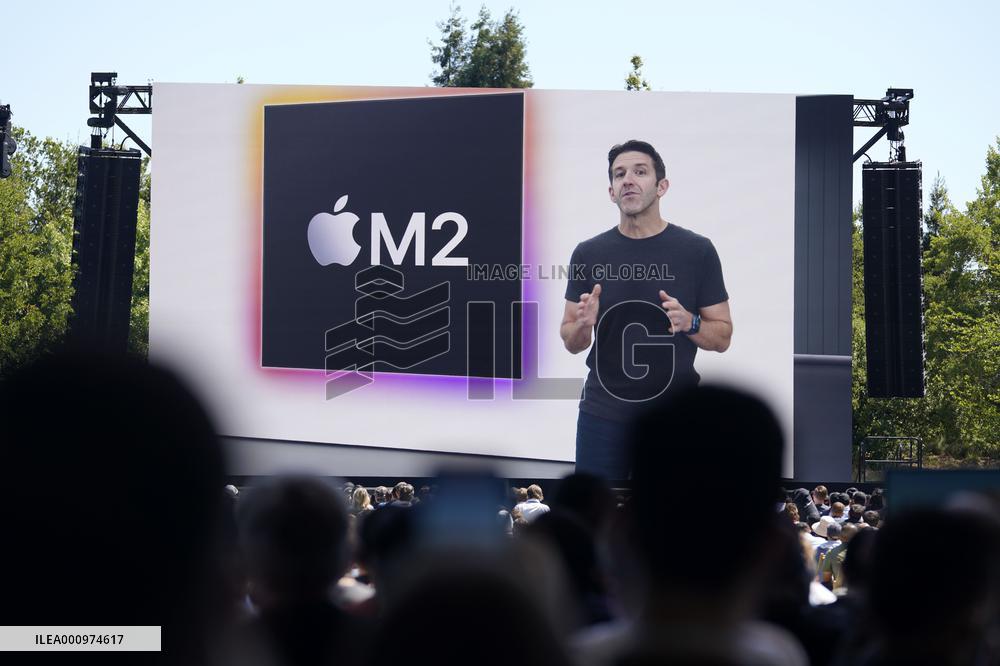 U.S.-SAN FRANCISCO-APPLE-WWDC22