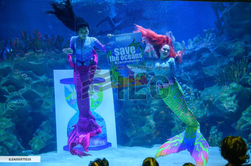 MALAYSIA-KUALA LUMPUR-WORLD OCEAN DAY-MERMAID SHOW
