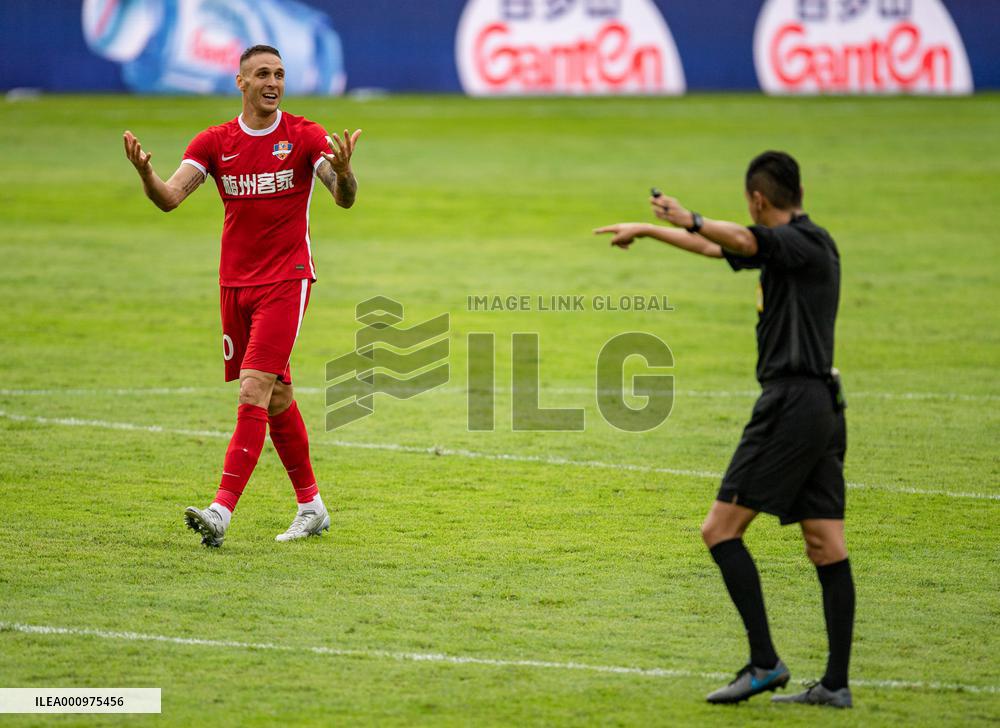 (SP)CHINA-MEIZHOU-FOOTBALL-CSL-CANGZHOU VS MEIZHOU(CN)