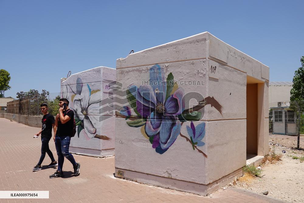 ISRAEL-SDEROT-SHELTER