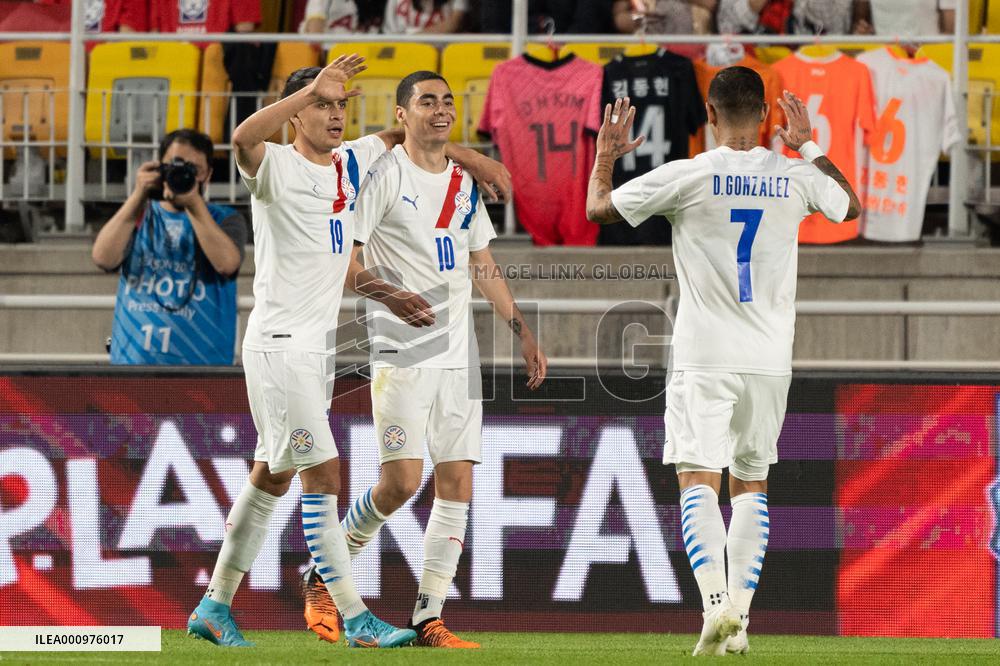 (SP)SOUTH KOREA-SUWON-FOOTBALL-FRIENDLY MATCH-KOR VS PAR