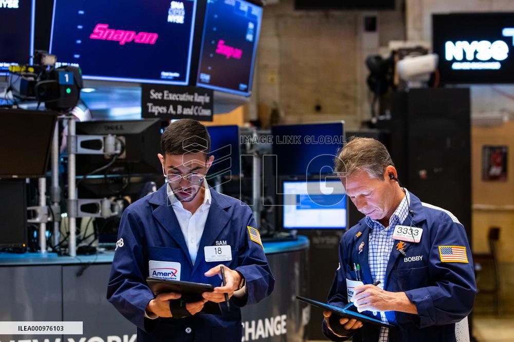 U.S.-NEW YORK-STOCK MARKET-FALL