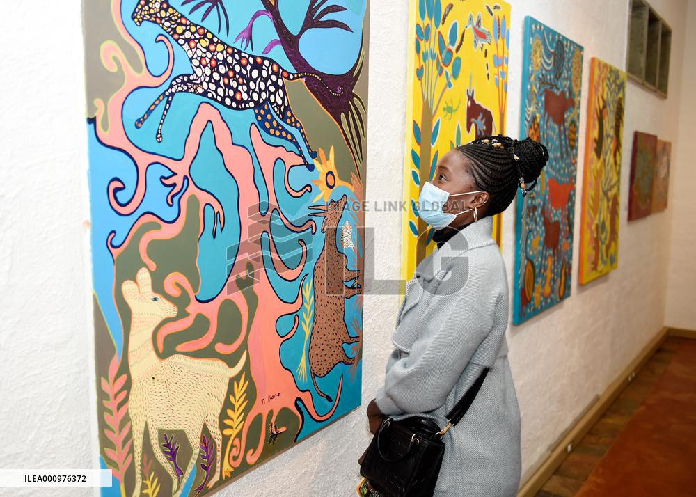 BOTSWANA-GABORONE-KURU ART EXHIBITION