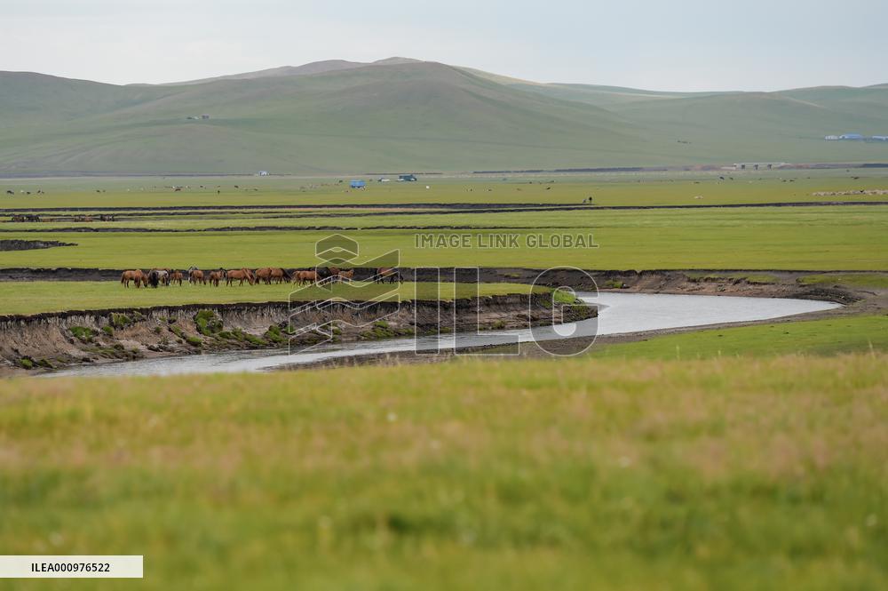 CHINA-INNER MONGOLIA-MERGEL GOL RIVER-SCENERY (CN)