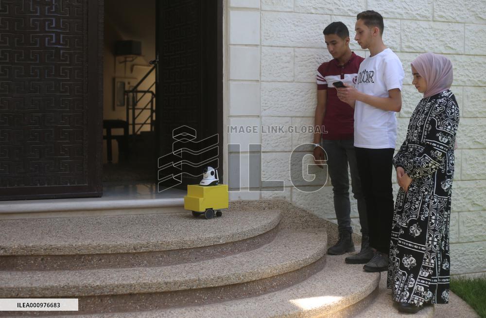 MIDEAST-GAZA-RAFAH-SMART ROBOT