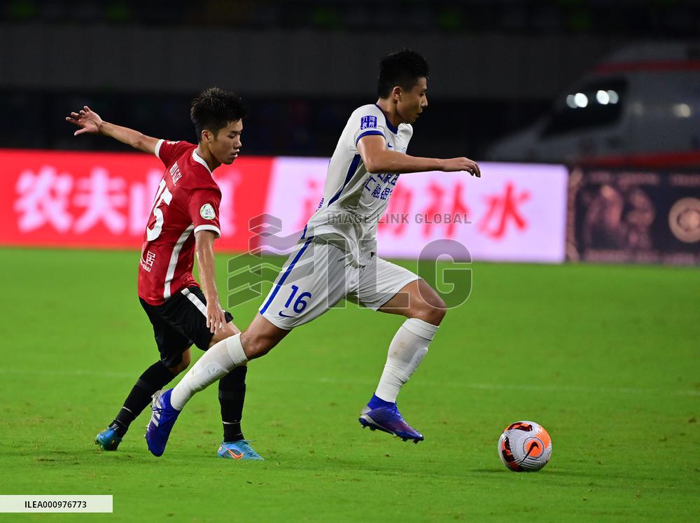 (SP)CHINA-MEIZHOU-FOOTBALL-CSL-CANGZHOU VS CHENGDU(CN)