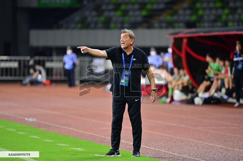(SP)CHINA-MEIZHOU-FOOTBALL-CSL-CANGZHOU VS CHENGDU(CN)