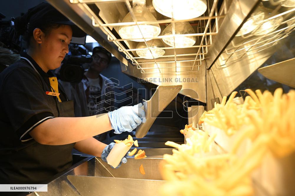 RUSSIA-MOSCOW-MCDONALD'S SUCCESSOR-OPEN