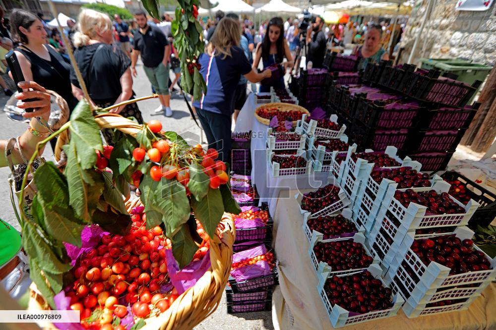 LEBANON-HAMMANA-CHERRY FESTIVAL