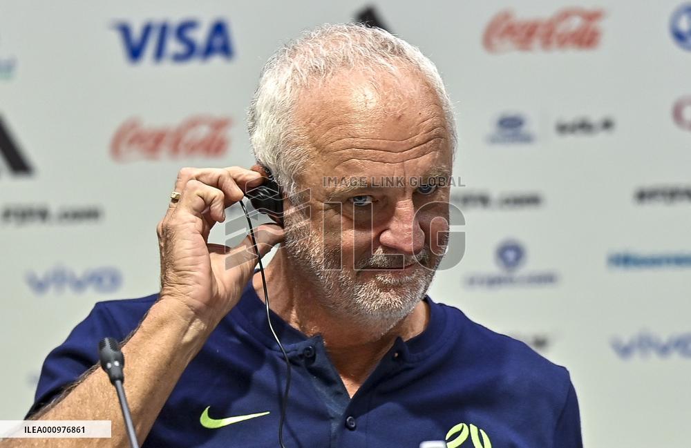 (SP)QATAR-DOHA-FIFA-TEAM AUSTRIALIA-PRESS CONFERENCE