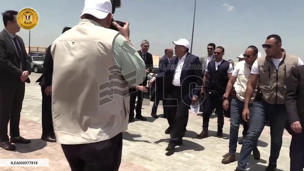 Egypt unveils strategy to localize auto industry