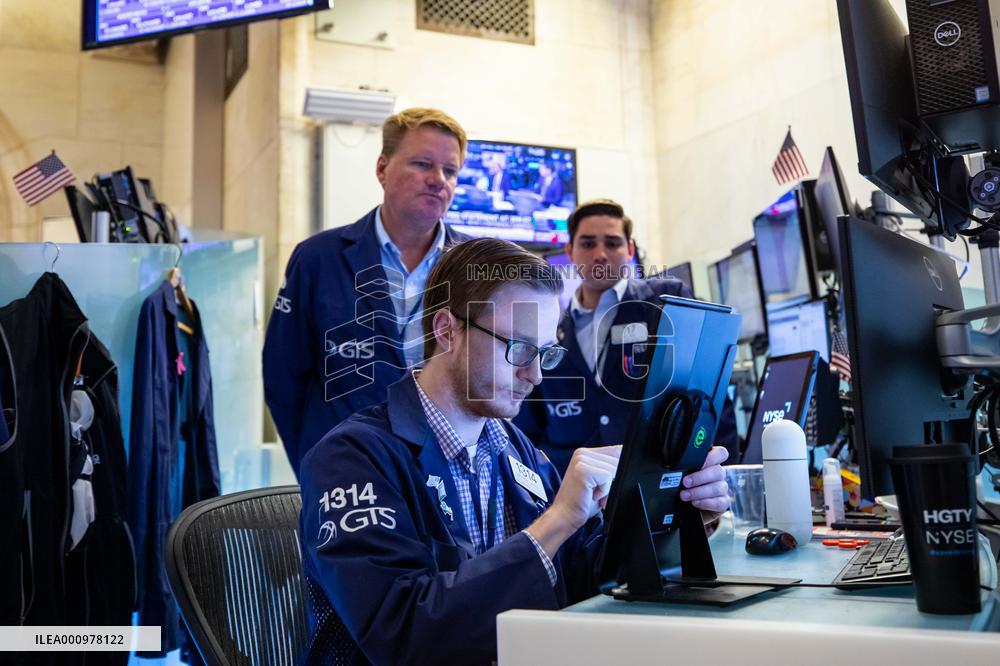 U.S.-NEW YORK-STOCK-RISE