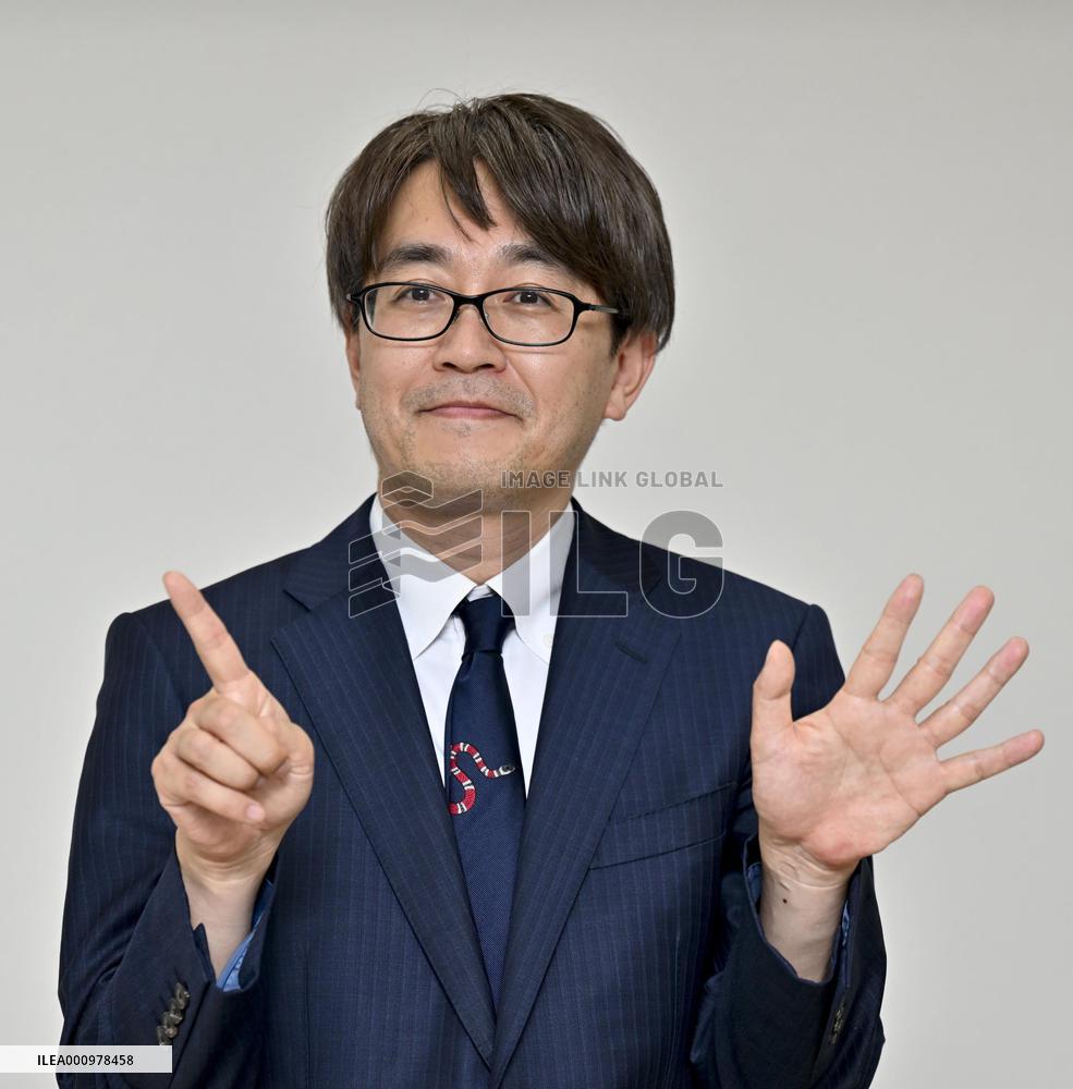 Shogi player Habu marks unprecedented 1,500th win