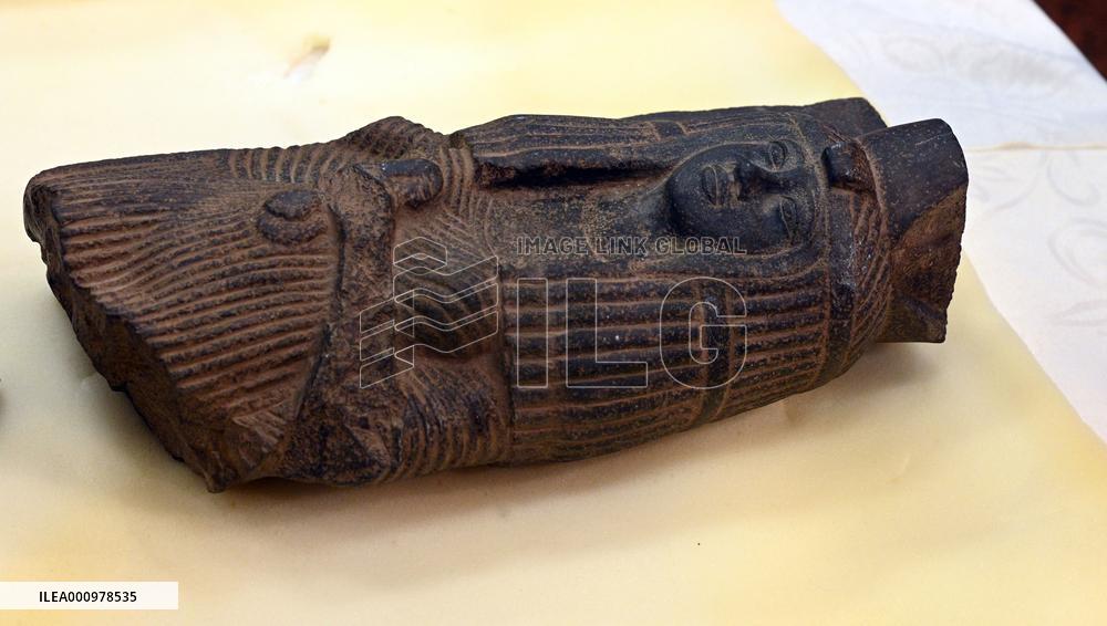 KUWAIT-KUWAIT CITY-EGYPT-SMUGGLED PHARAONIC ARTIFACTS-RETURNING