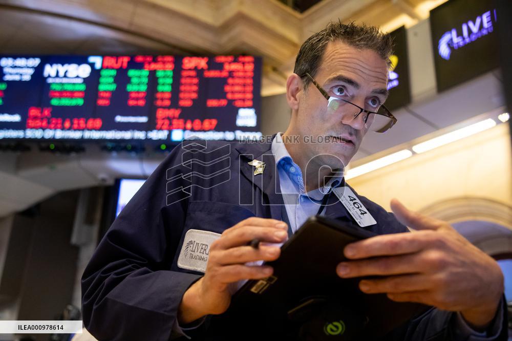 U.S.-NEW YORK-STOCK-DOWN