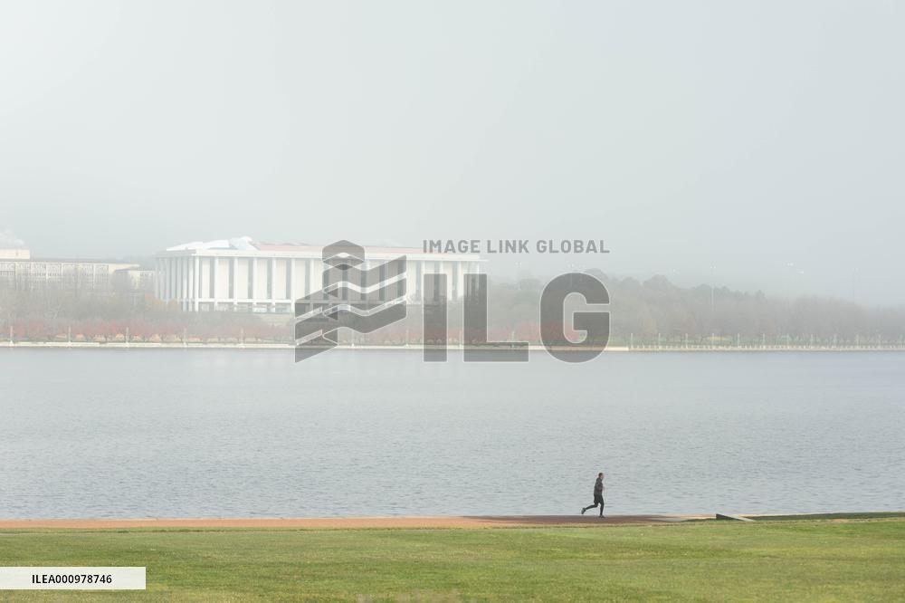 AUSTRALIA-CANBERRA-THICK FOG