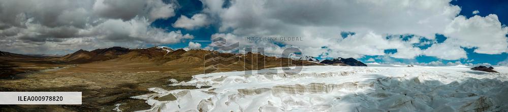 (InTibet)CHINA-TIBET-GLACIERS(CN)