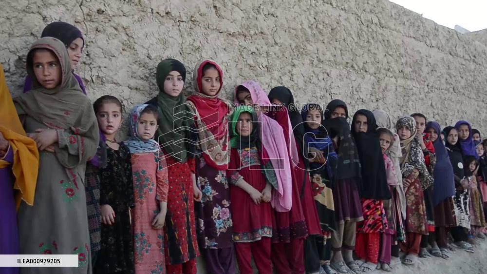 Mobile schools in Afghanistan inspire children to learn