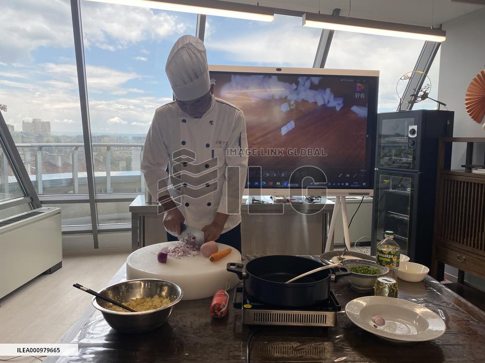 BULGARIA-SOFIA-CHINESE COOKING-COURSE