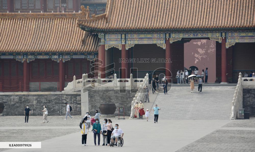 CHINA-BEIJING-PALACE MUSEUM-VISITORS (CN)